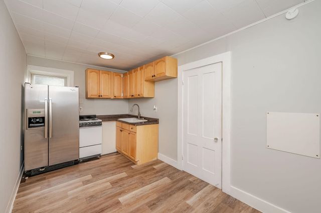 44 Burns Hill Road, Wilton, NH 03086