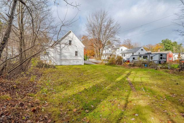 44 Burns Hill Road, Wilton, NH 03086