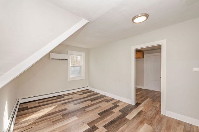 44 Burns Hill Road, Wilton, NH 03086