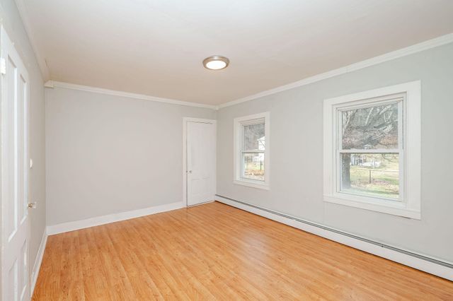 44 Burns Hill Road, Wilton, NH 03086