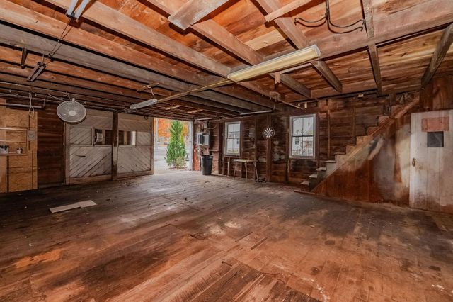 44 Burns Hill Road, Wilton, NH 03086