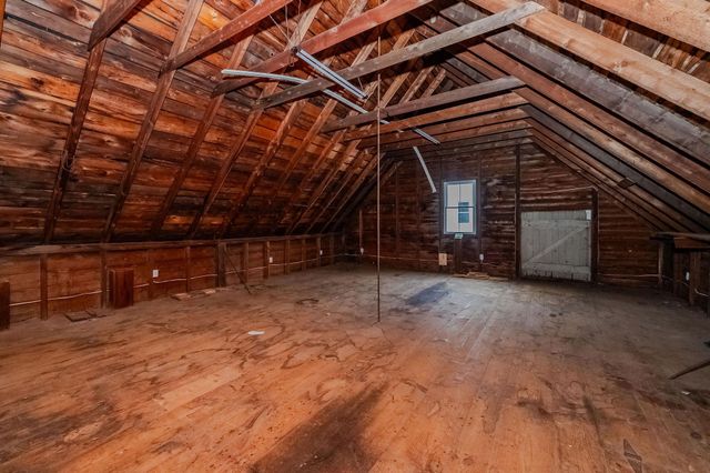 44 Burns Hill Road, Wilton, NH 03086