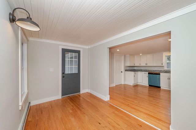 44 Burns Hill Road, Wilton, NH 03086