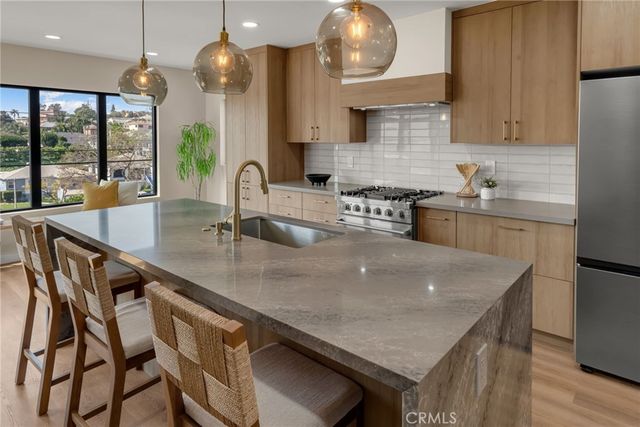 5309 Maymont, Los Angeles, CA 90043