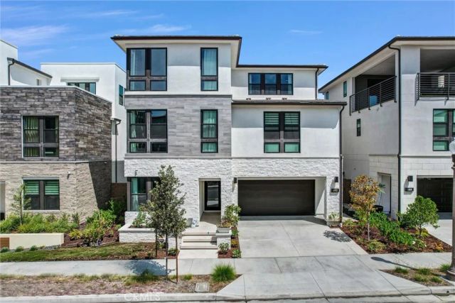 192 Creation, Irvine, CA 92618