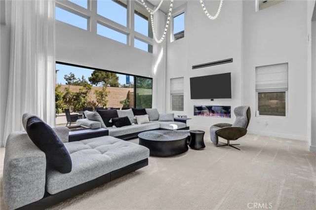 192 Creation, Irvine, CA 92618