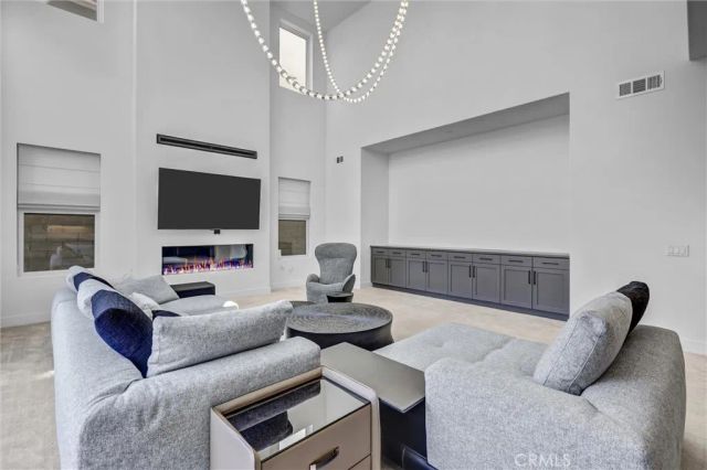 192 Creation, Irvine, CA 92618