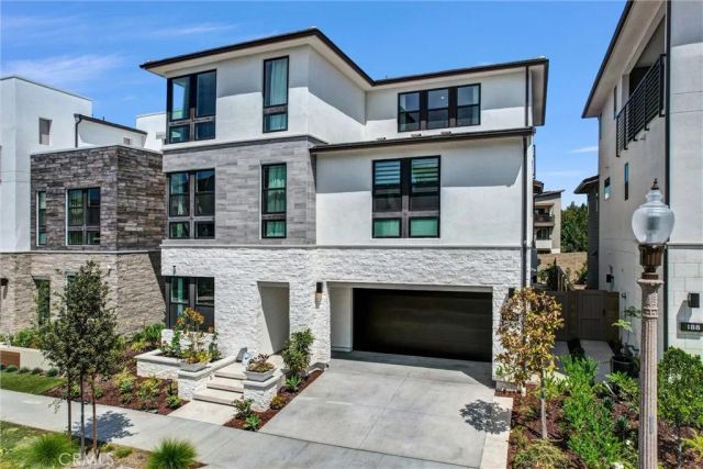 192 Creation, Irvine, CA 92618