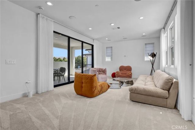 192 Creation, Irvine, CA 92618