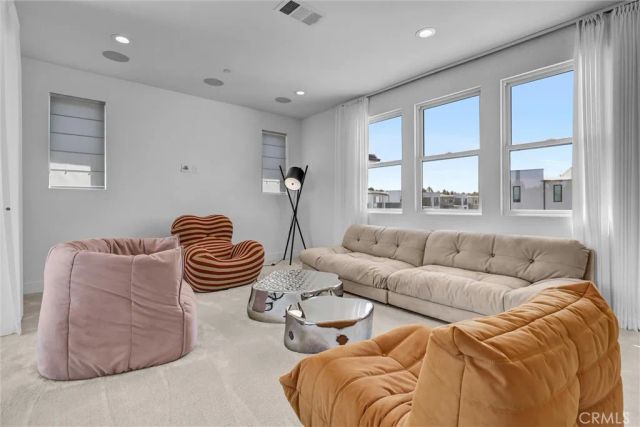 192 Creation, Irvine, CA 92618