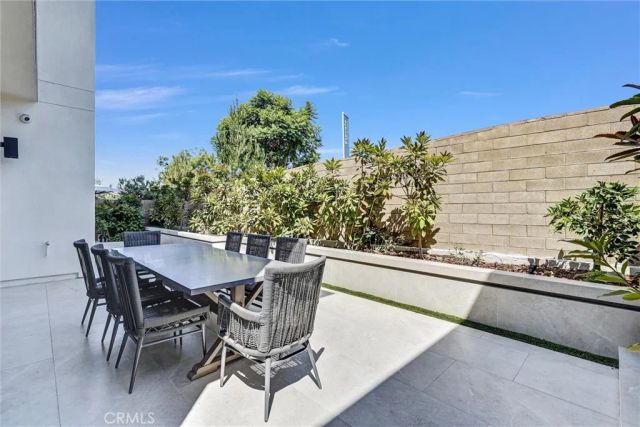 192 Creation, Irvine, CA 92618