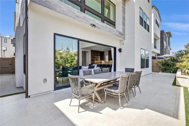 192 Creation, Irvine, CA 92618