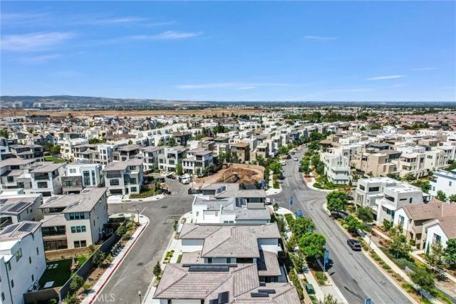 192 Creation, Irvine, CA 92618