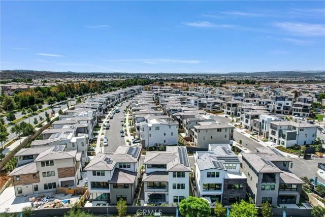 192 Creation, Irvine, CA 92618