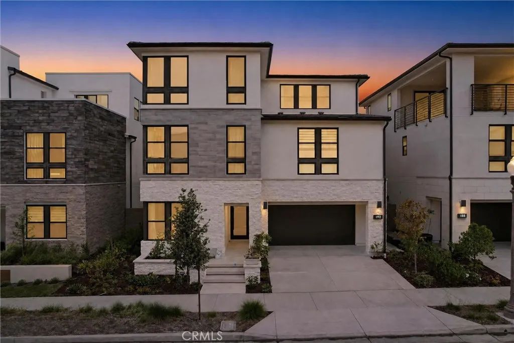 192 Creation, Irvine, CA 92618