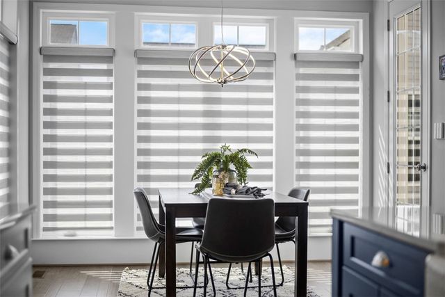 711 Withers Park Dr, Cranberry Twp, PA 16066