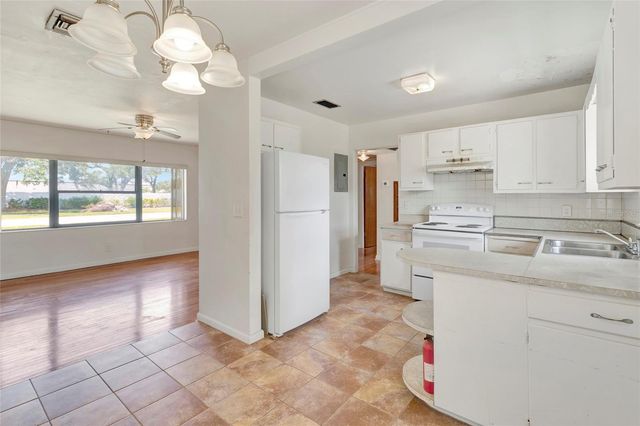 1149 BLOXAM AVENUE, Clermont, FL 34711