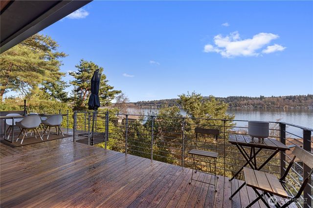5425 96th Avenue SE, Mercer Island, WA 98040