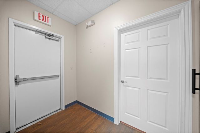 1001 SE 28th Street 9, Bentonville, AR 72712