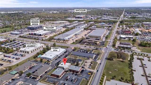 1001 SE 28th Street 9, Bentonville, AR 72712