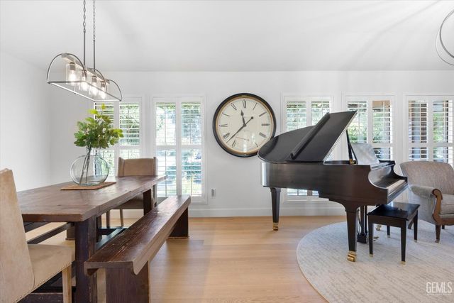 201 El Paso Road, Bakersfield, CA 93314