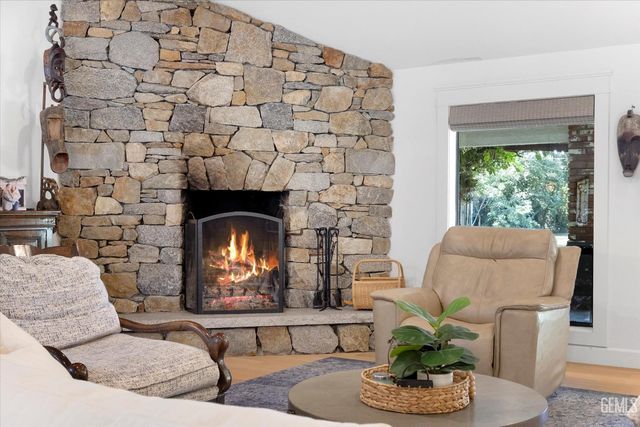 201 El Paso Road, Bakersfield, CA 93314