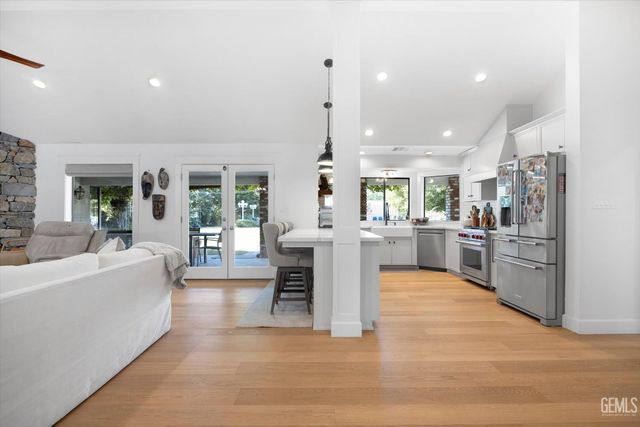 201 El Paso Road, Bakersfield, CA 93314