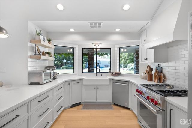 201 El Paso Road, Bakersfield, CA 93314