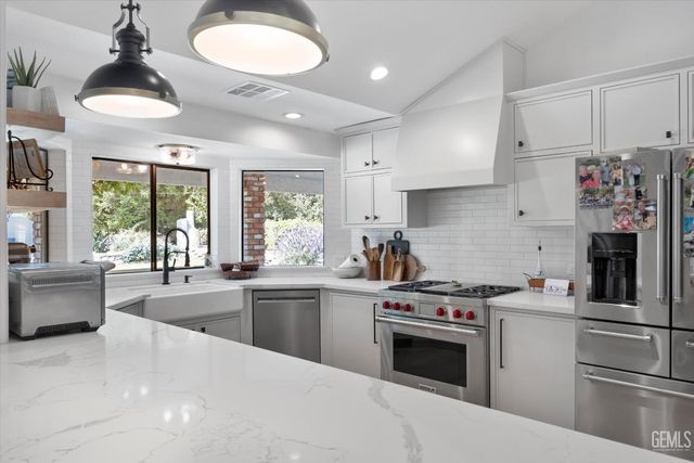 201 El Paso Road, Bakersfield, CA 93314