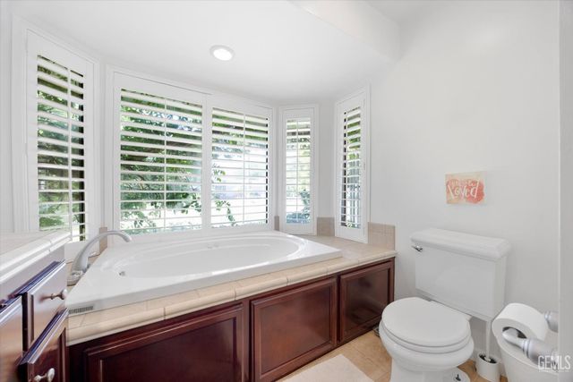 201 El Paso Road, Bakersfield, CA 93314