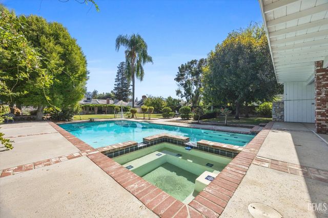 201 El Paso Road, Bakersfield, CA 93314