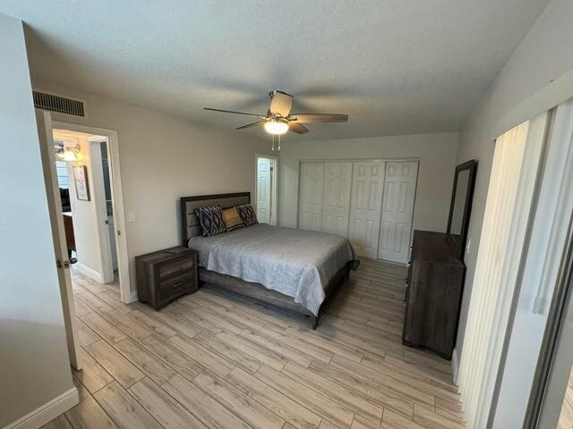 127 FLANDERS C C, Delray Beach, FL 33484