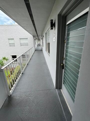 127 FLANDERS C C, Delray Beach, FL 33484