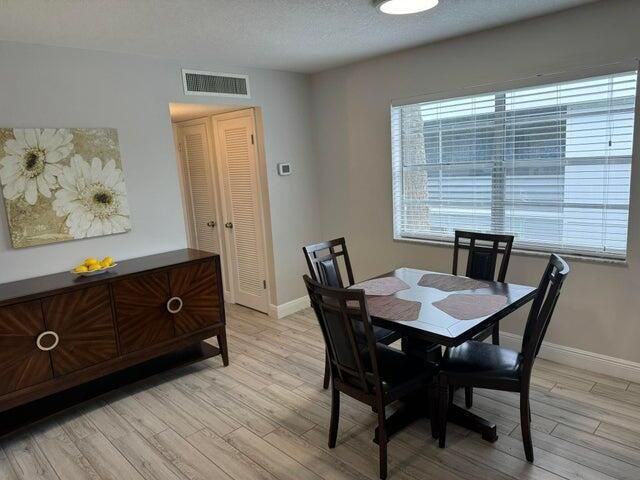 127 FLANDERS C C, Delray Beach, FL 33484