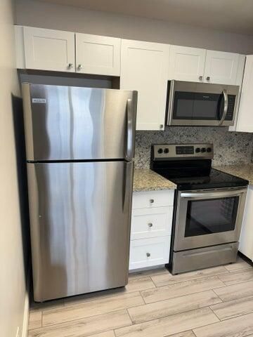 127 FLANDERS C C, Delray Beach, FL 33484