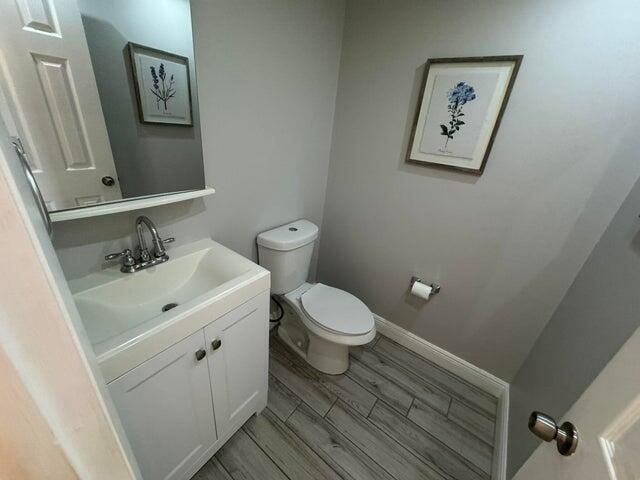 127 FLANDERS C C, Delray Beach, FL 33484