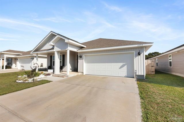 4352 White Birch Ct, Pace, FL 32571