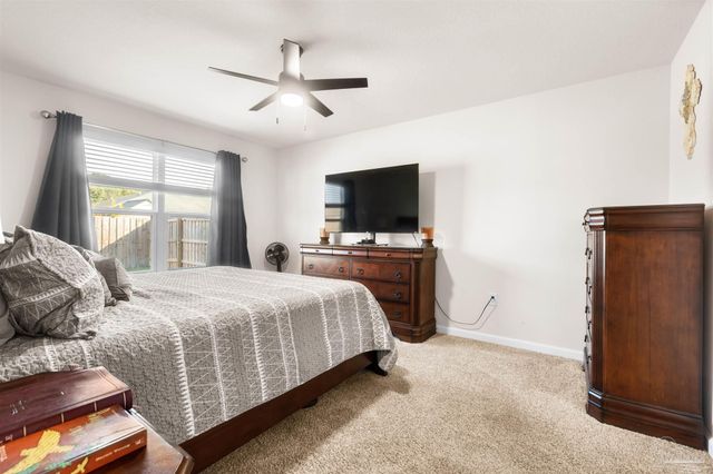 4352 White Birch Ct, Pace, FL 32571