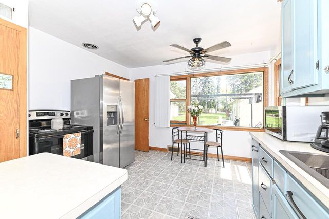 2746 77th STREET, West Allis, WI 53219