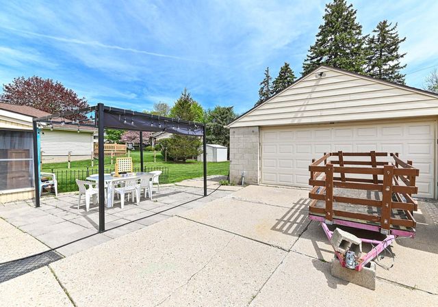 2746 77th STREET, West Allis, WI 53219