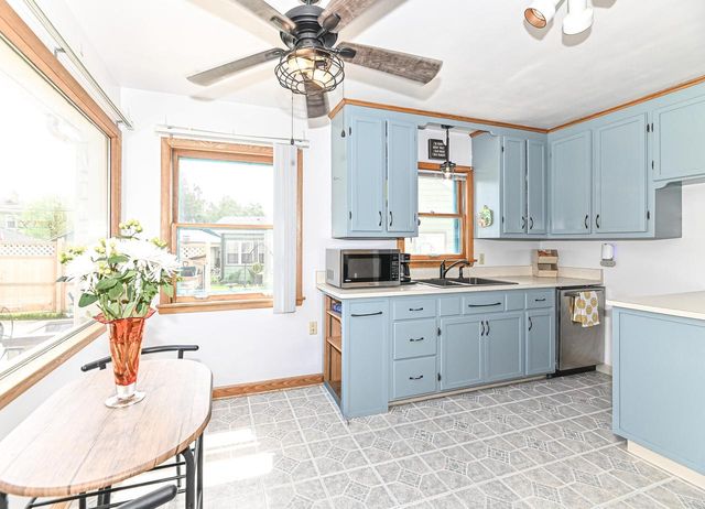 2746 77th STREET, West Allis, WI 53219