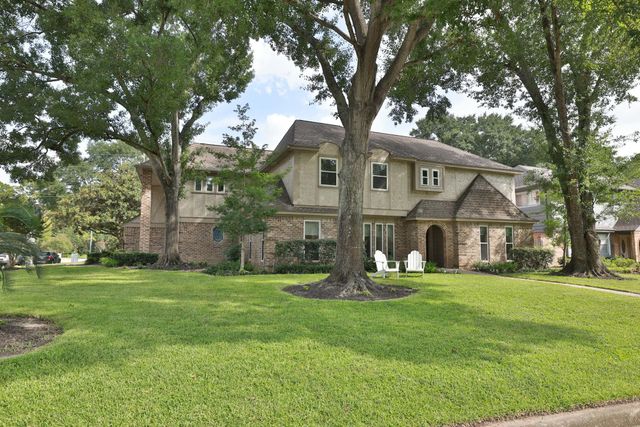 9203 Godstone Lane, Spring, TX 77379