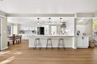 5075 Canyon Crest Dr, San Ramon, CA 94582