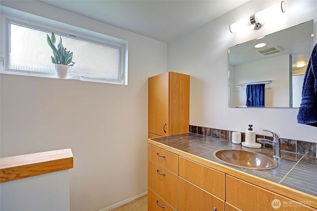 2024 Wetmore Avenue, Everett, WA 98201