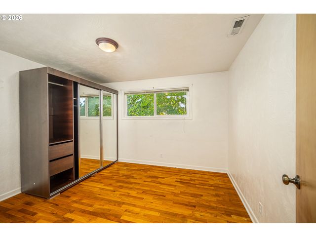 250 ROSE Ct, Eugene, OR 97401