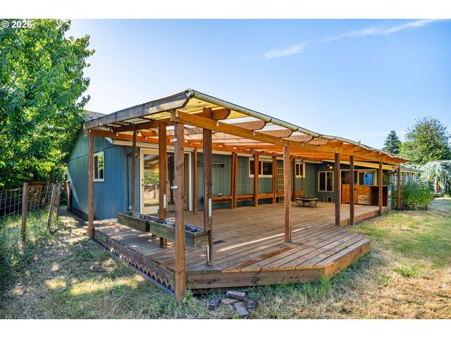 250 ROSE Ct, Eugene, OR 97401