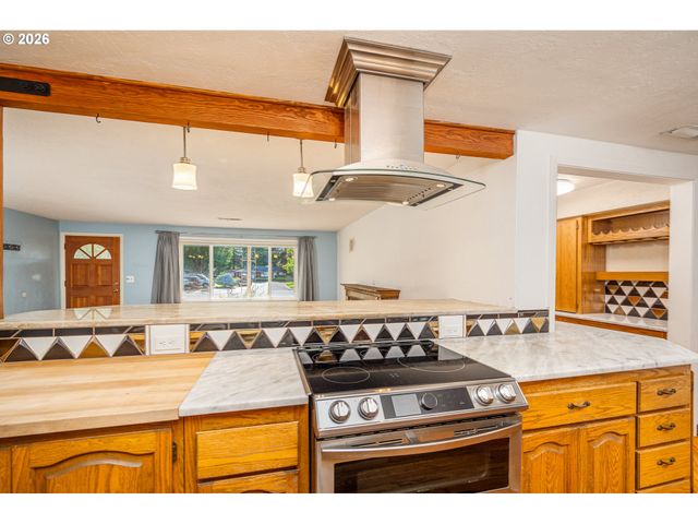 250 ROSE Ct, Eugene, OR 97401