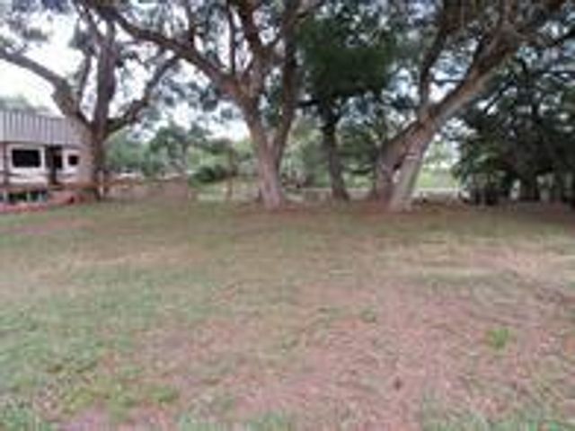 47 Sir Lancelot Drive N, Sargent, TX 77414