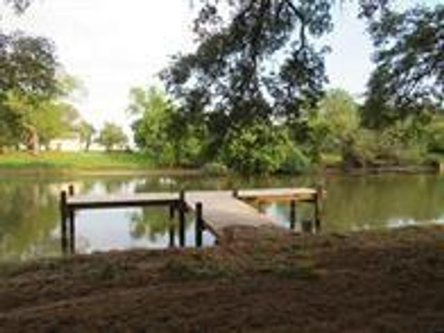 47 Sir Lancelot Drive N, Sargent, TX 77414