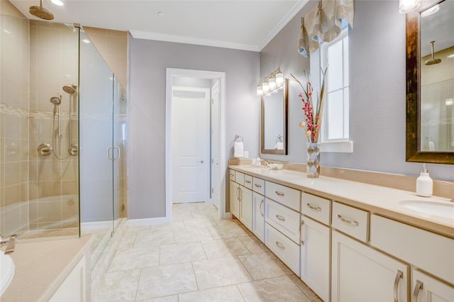 827 Dunleigh Meadows Lane Lane, Houston, TX 77055